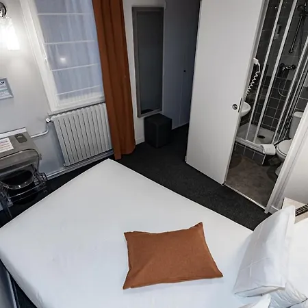 De Champagne Otel