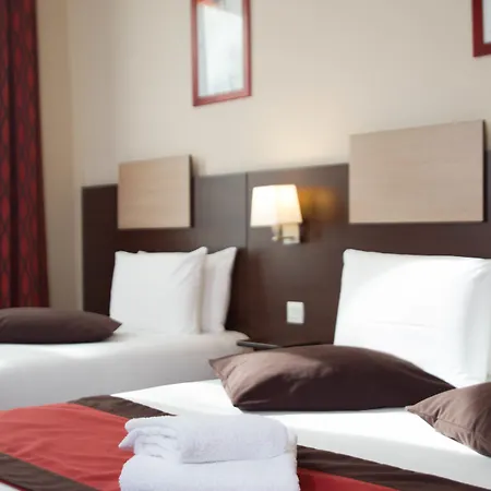 Hotel De Champagne 3*