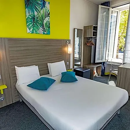 Hotel De Champagne 3*