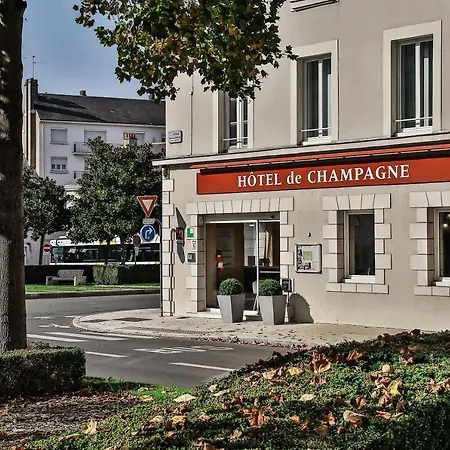 De Champagne Otel