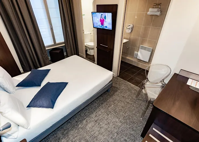 Otel De Champagne Angers