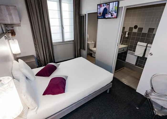 尚巴尼酒店 酒店 昂热