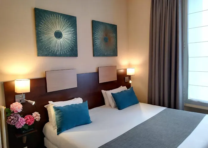 Otel De Champagne Angers