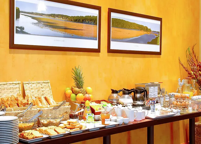 De Champagne Hotel 3*