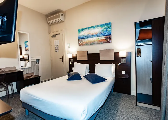 De Champagne Otel Angers